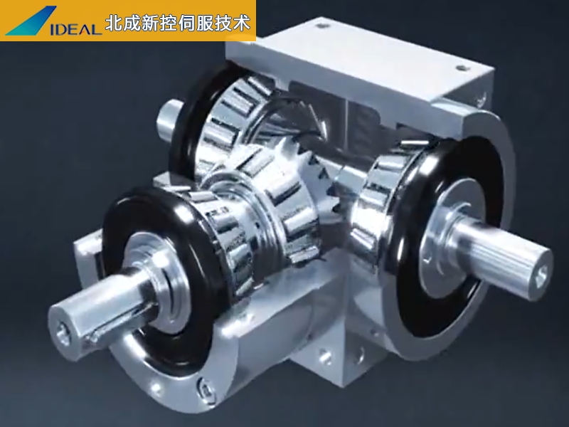 空间受限设备怎么选转角减速机?APEX AT/ATB 系列来了